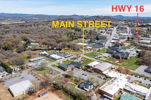 24 7th Nw St NW, Taylorsville, NC 28681