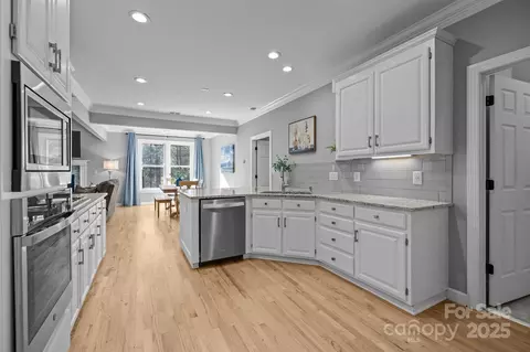 3065 River Bend Dr, Tega Cay, SC 29708 photo 4