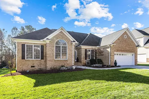 3065 River Bend Dr, Tega Cay, SC 29708