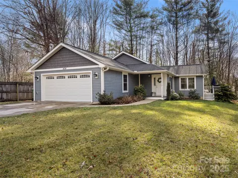 404 Glensprings Dr, Fletcher, NC 28732