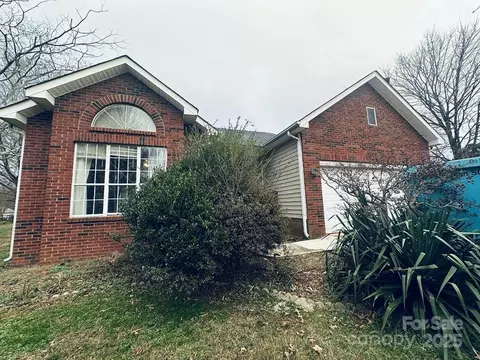3727 Maple Knoll Dr, Monroe, NC 28112