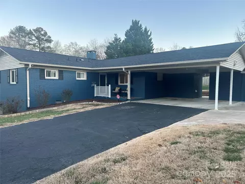 904 Mascot Dr, Albemarle, NC 28001
