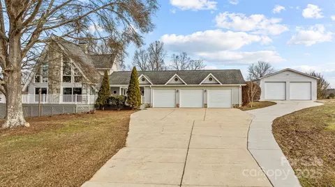 9175 Cox Rd, Mount Pleasant, NC 28124