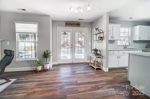 7647 Black Hawk Ln, Tega Cay, SC 29708 photo 16