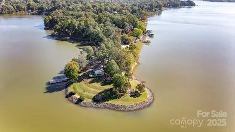 7647 Black Hawk Ln, Tega Cay, SC 29708 photo 41