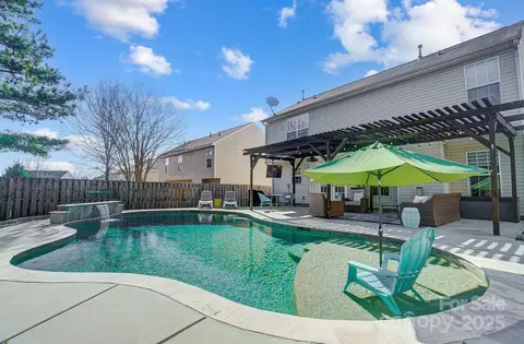 7647 Black Hawk Ln, Tega Cay, SC 29708 photo 5