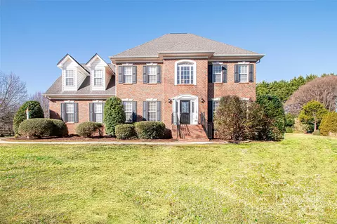 5023 Ancestry Cir, Matthews, NC 28104