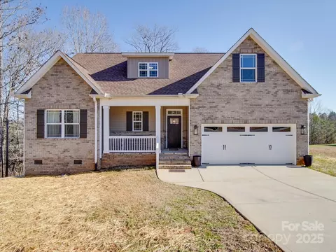 721 Red Spruce Dr, York, SC 29745