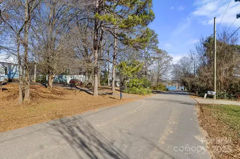 7933 Cherry Point Dr, Denver, NC 28037 photo 5