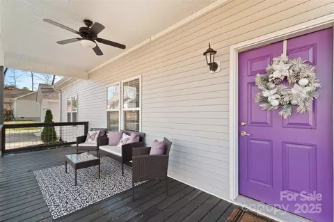 Exterior - 349 Ridge View Dr, Clyde, NC 28721 photo 6 of 8