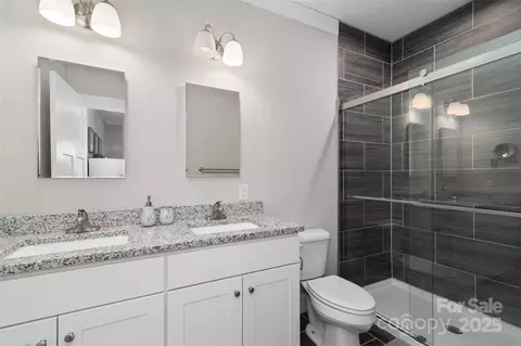 Bath - 349 Ridge View Dr, Clyde, NC 28721 photo 1 of 1