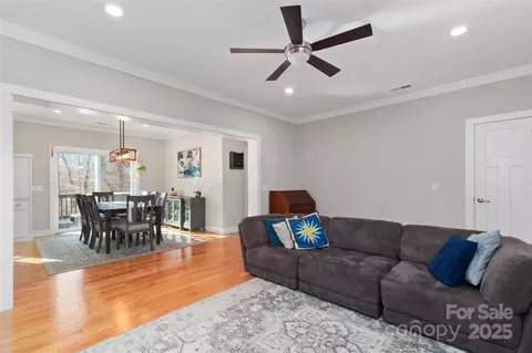 Living - 349 Ridge View Dr, Clyde, NC 28721 photo 3 of 3