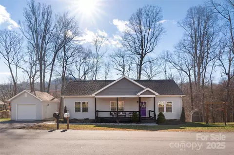 Exterior - 349 Ridge View Dr, Clyde, NC 28721 photo 2 of 8