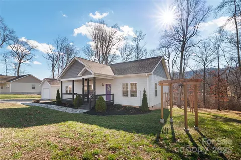 Exterior - 349 Ridge View Dr, Clyde, NC 28721 photo 3 of 8
