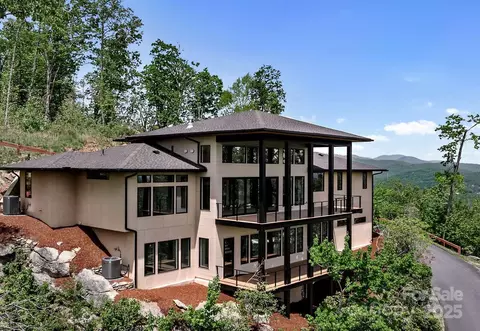 159 Marble Heights Trl, Hendersonville, NC 28791