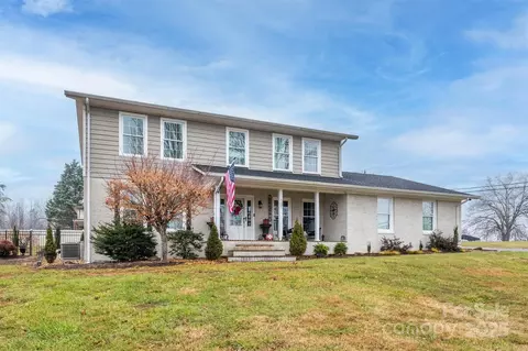4105 S Fork Ave, Hickory, NC 28602 photo 4