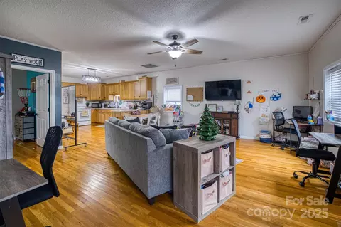 4105 S Fork Ave, Hickory, NC 28602 photo 34