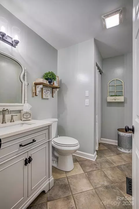 4105 S Fork Ave, Hickory, NC 28602 photo 13