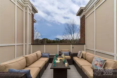 Exterior - 211 Harbour Place Dr, Davidson, NC 28036 photo 1 of 2