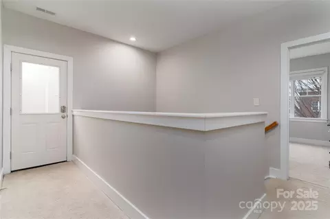 Entry Way - 211 Harbour Place Dr, Davidson, NC 28036 photo 4 of 5