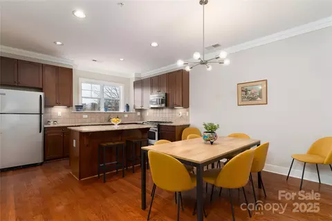 Dining - 211 Harbour Place Dr, Davidson, NC 28036 photo 2 of 2
