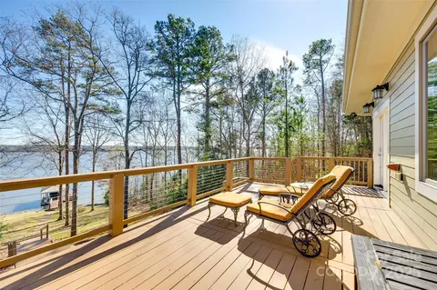 1221 Brunson Rd, Fort Lawn, SC 29714