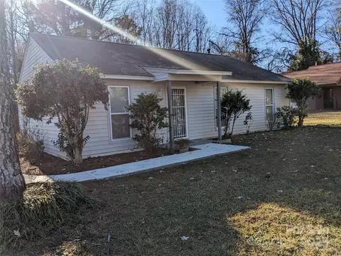 5938 Trysting Rd, Charlotte, NC 28227