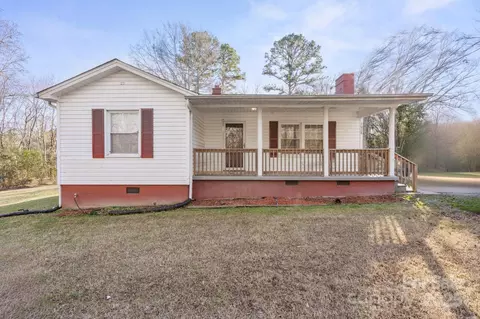 1028 White Ln, Gastonia, NC 28052