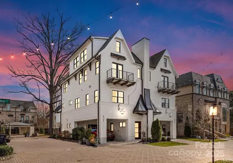 621 Mattie Rose Ln, Charlotte, NC 28204