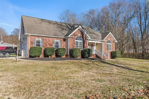 300 Brightwood Sw Ct SW, Concord, NC 28025
