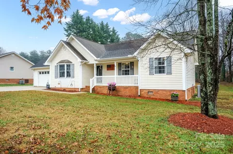 118 Westscott Dr, Statesville, NC 28625