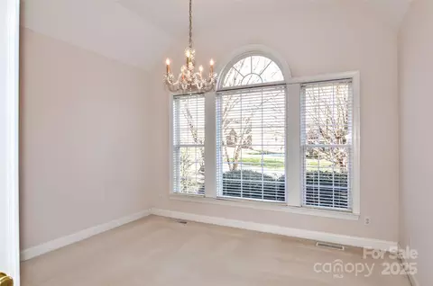 125 Eaglecrest Dr, Matthews, NC 28104 photo 18