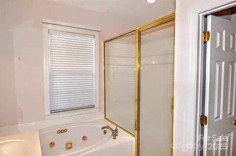 125 Eaglecrest Dr, Matthews, NC 28104 photo 12