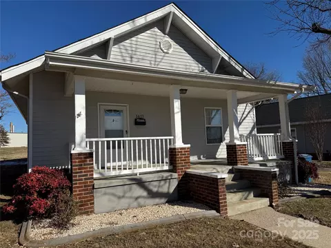 1611 B Se Ave SE, Hickory, NC 28602