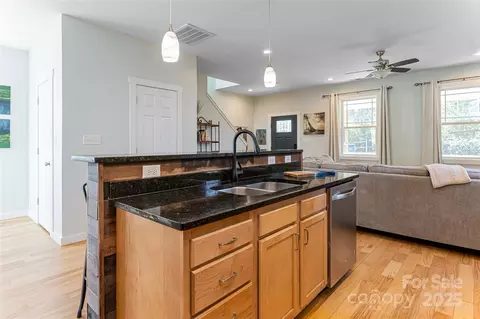 Kitchen - 7 Pineview Rd, Fairview, NC 28730 photo 5 of 5