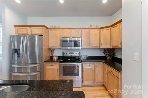 Kitchen - 7 Pineview Rd, Fairview, NC 28730 photo 3 of 5