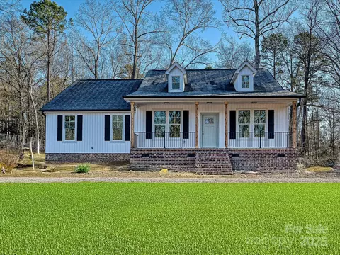 1182 Melrose Dr, Rock Hill, SC 29732