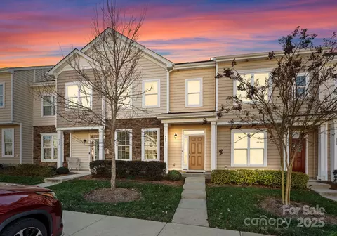408 Spring Gardens Dr, Belmont, NC 28012