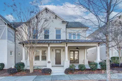 8941 Matthews Farm Ln, Charlotte, NC 28277