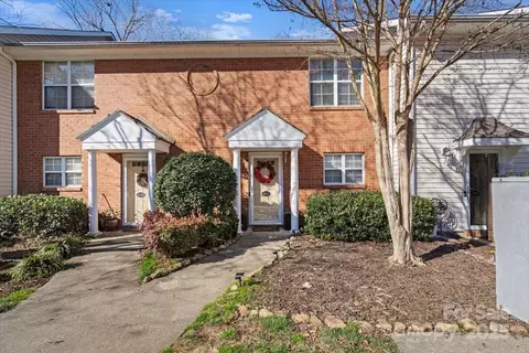 4291 Melrose Club Dr, Matthews, NC 28105