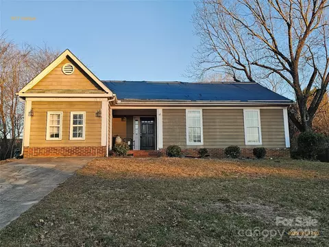1617 Marque Pl, Matthews, NC 28105
