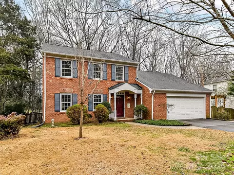 4730 Autumn Leaf Ln, Charlotte, NC 28277