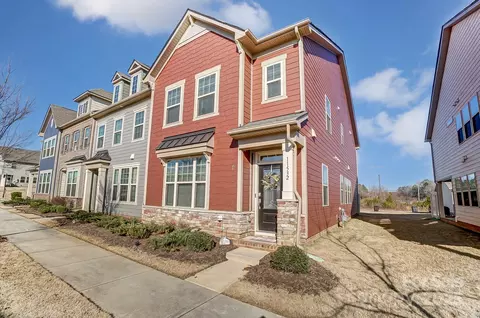 11532 Ruby Rose Ln, Davidson, NC 28036