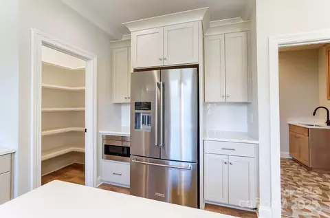 Kitchen - 3432 Greene Rd, Monroe, NC 28110 photo 4 of 5