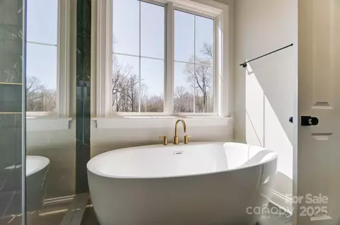 Bath - 3432 Greene Rd, Monroe, NC 28110 photo 3 of 7