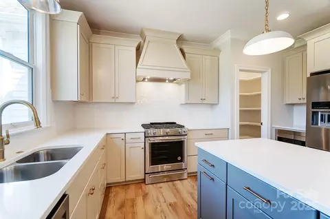 Kitchen - 3432 Greene Rd, Monroe, NC 28110 photo 3 of 5