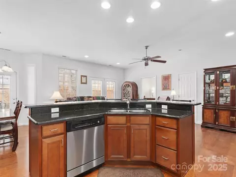 14 Cross Winds Dr, Clyde, NC 28721 photo 16