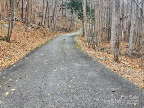 Bald Mountain Crescent, Lake Lure, NC 28746