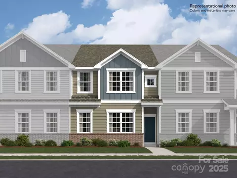 9716 Inkberry Dr, Gastonia, NC 28056