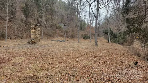 000 Ridge Road Rd, Burnsville, NC 28714
